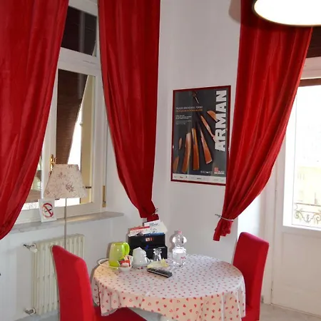Domitilla 3* Genua