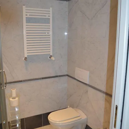 Domitilla Hotel 3*