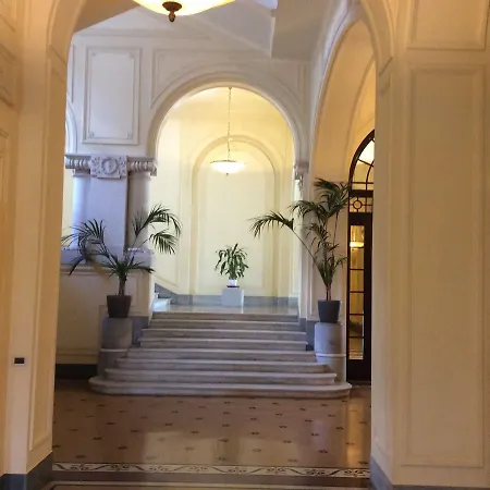 Domitilla Hotel 3*